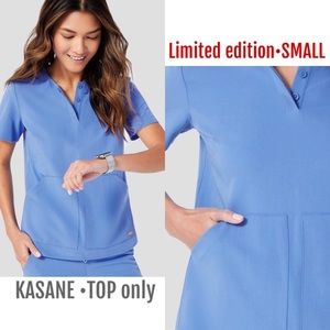 SOLD—-SMALL Figs scrub top ceil blue